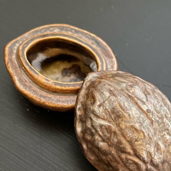 Vintage Walnut made in Japan 2” - Picture 3 of 7